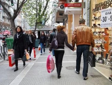 Ανοιχτά σήμερα τα καταστήματα- Δείτε το ωράριο λειτουργίας